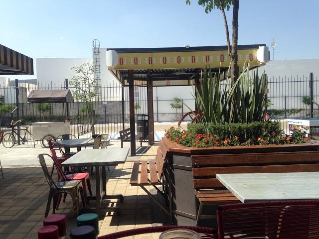 Este o Este Jardin Foodklorico