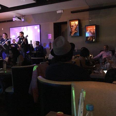 Acapela Karaoke-Bar
