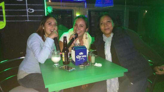 Karaoke Bar El Canto de las Ranas